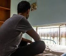 آموزش ترک اعتیاد در منزل معتاد در حال ترک
